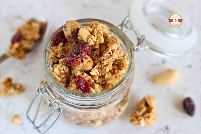 Knapperige muesli zonder toegevoegde suikers