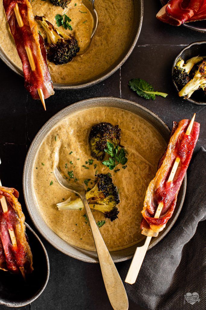 Geroosterde broccolicrème met Speck Alto Adige IGP spies