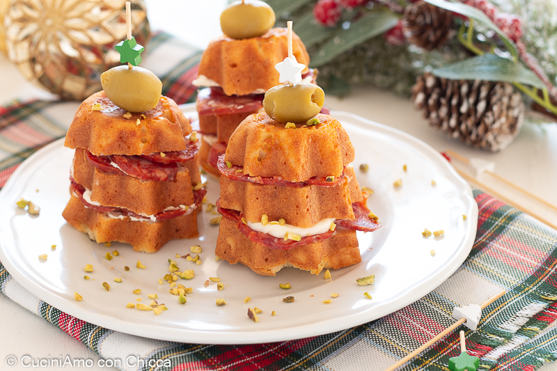 Gevulde hartige mini-pandoro