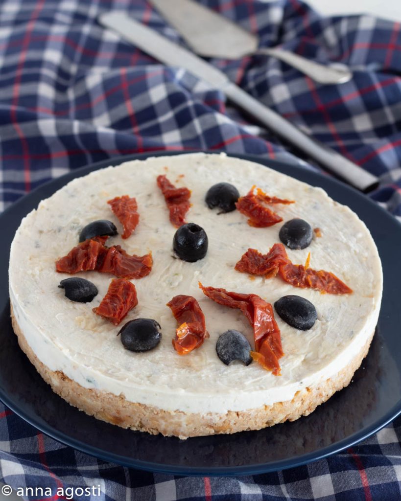 Hartige gorgonzola cheesecake zonder bakken