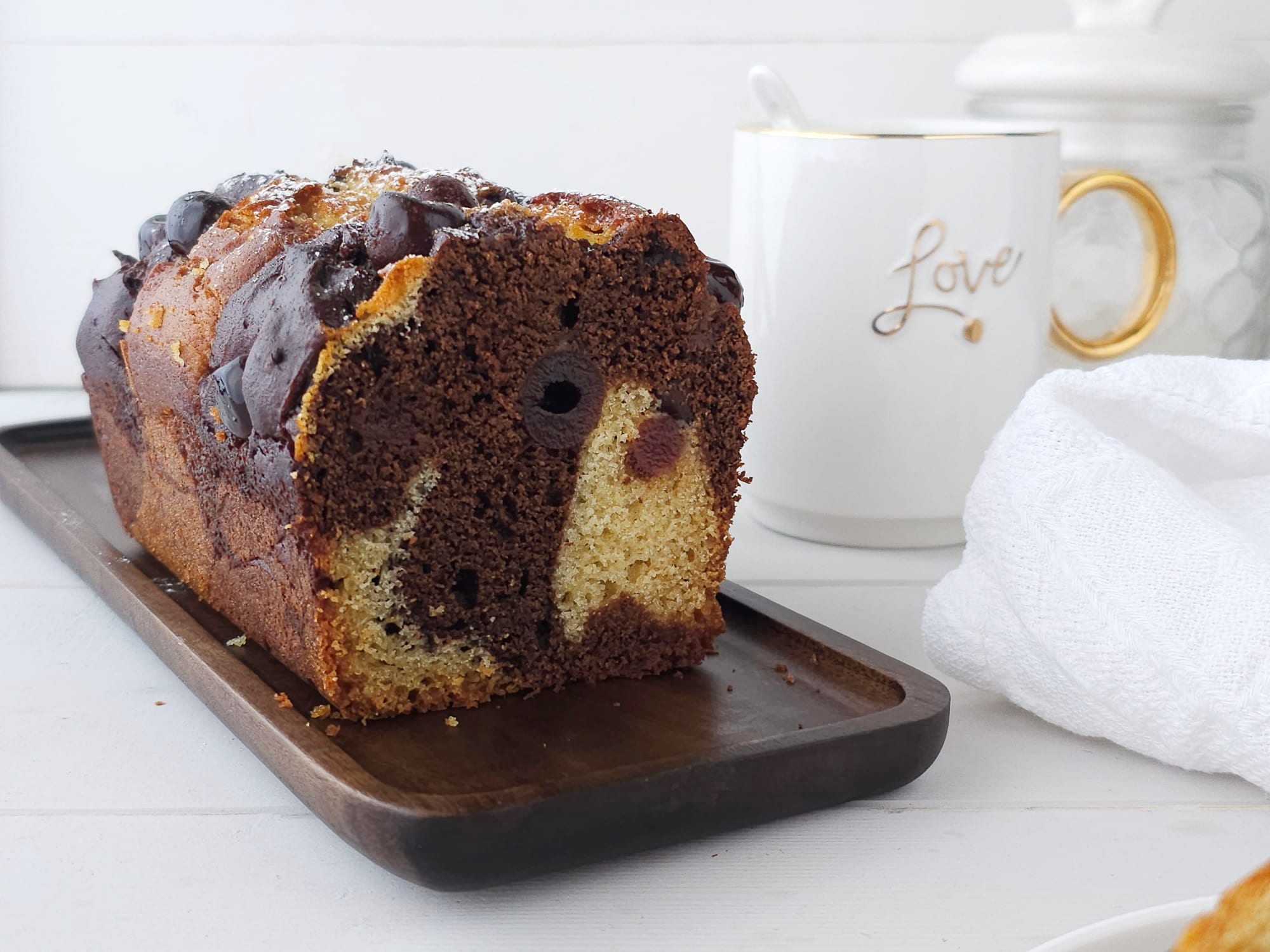 Marmercake met ingemaakte kersen