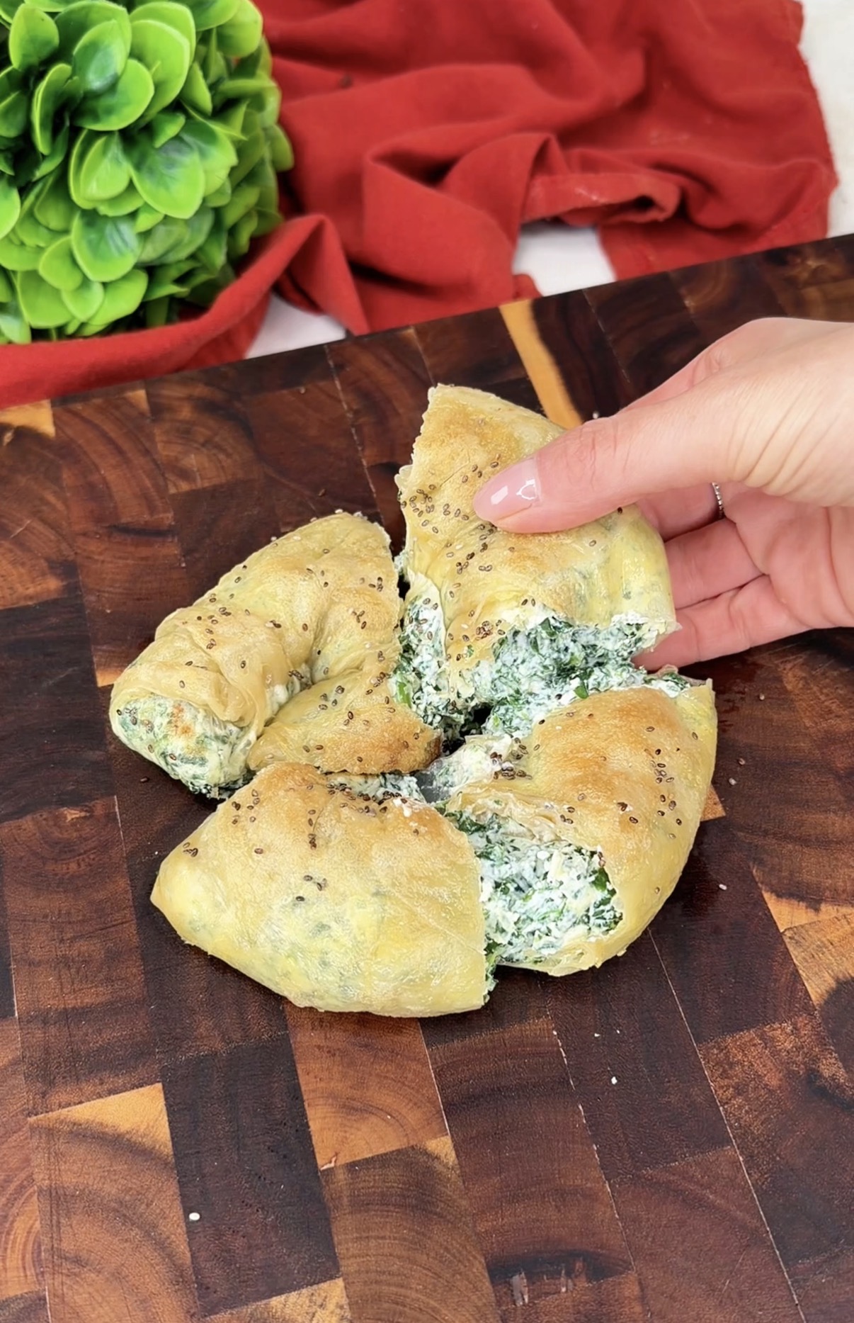 Mhancha met rijstvellen gevuld met ricotta en spinazie