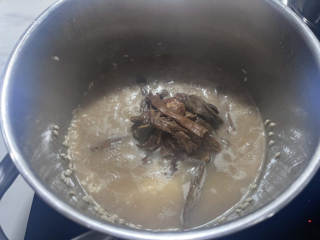 risotto gedroogde paddenstoelen