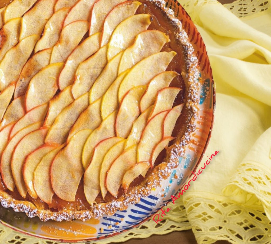 Appeltaart en banketbakkersroom