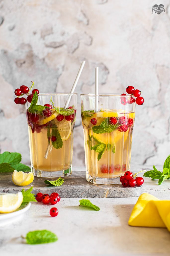 Mojito met citroen en aalbessen