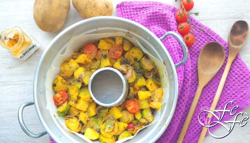 GEKRUIDE GEGRATINEERDE AARDAPPELEN EN SPROUTJES MET KURKUMA IN DE VERSILIA OVEN