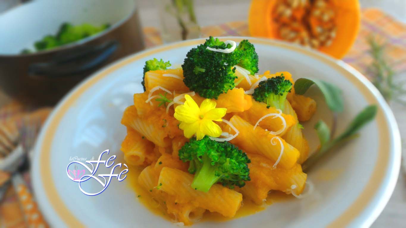 RIGATONI IN POMPOENCRÈME EN KROKANTE BROCCOLI