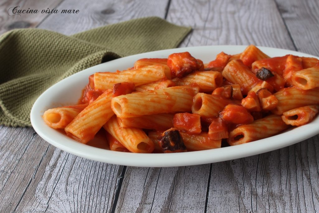 Pasta met Octopus Ragù Cucina vista mare