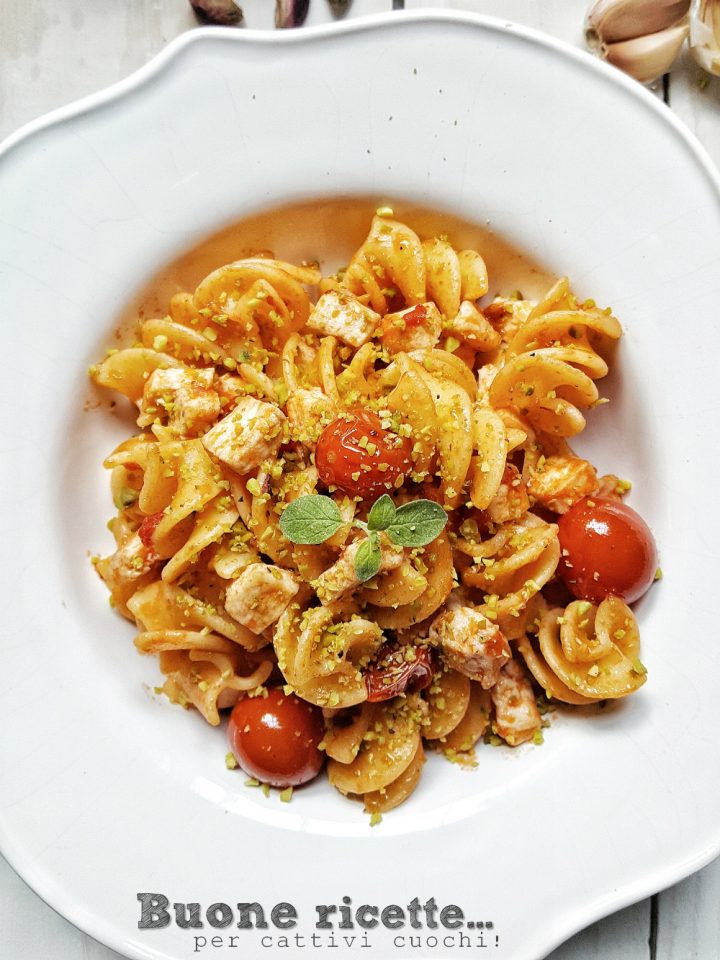 Pasta zwaardvis en pistache