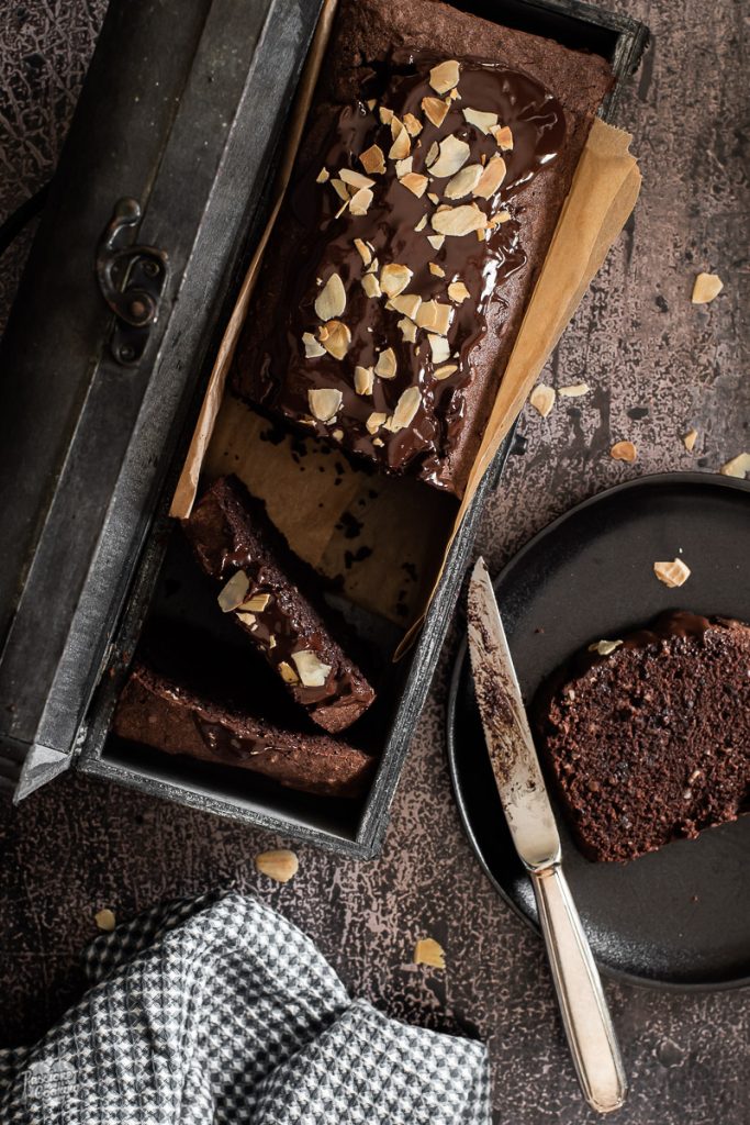 Plumcake van eiwitten met cacao