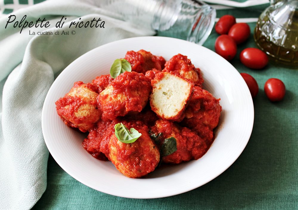 Ricottaballetjes in saus