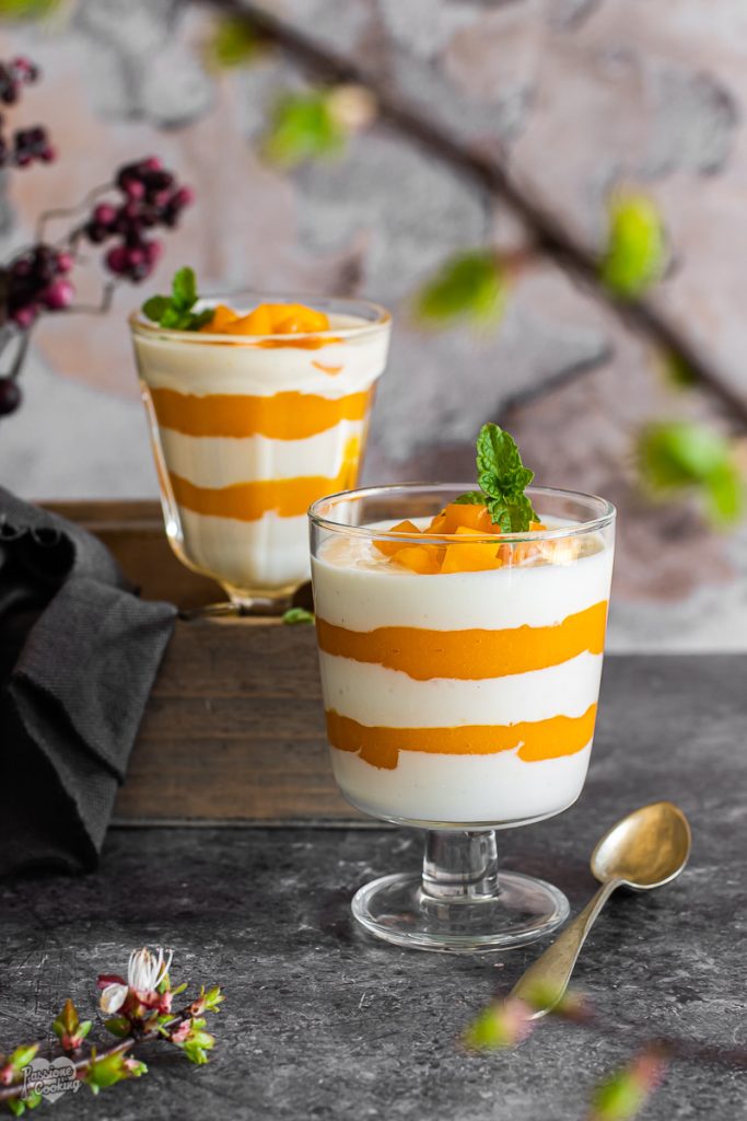 Ricottaroom met mango saus