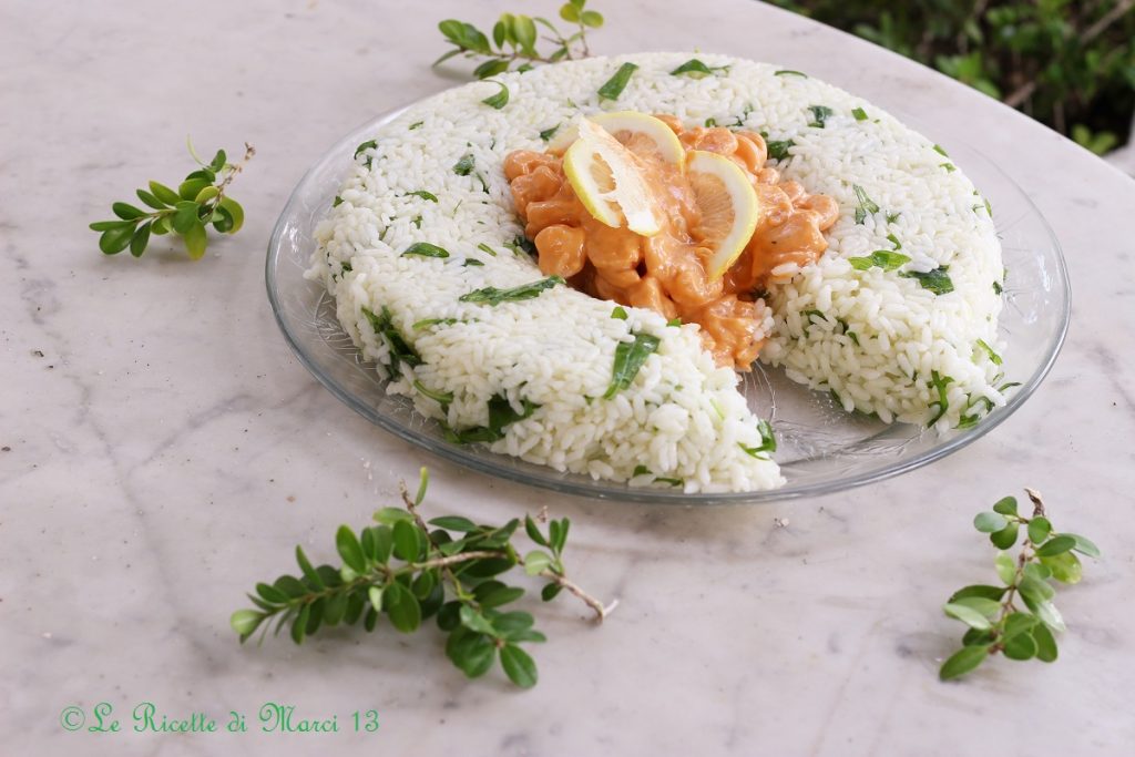 Rijst met garnalen en rucola plak