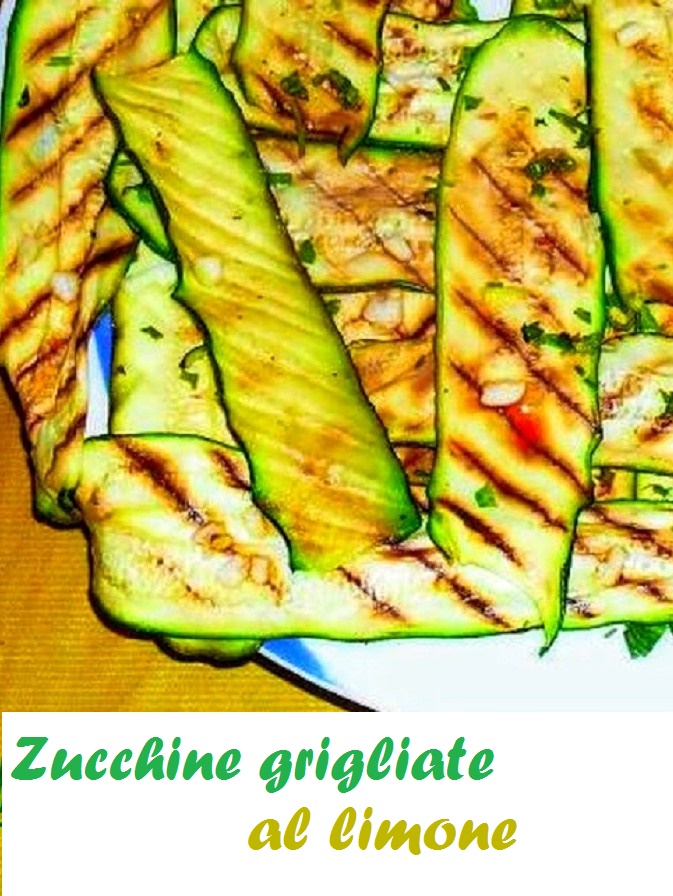 Bijgerecht van gegrilde courgettes