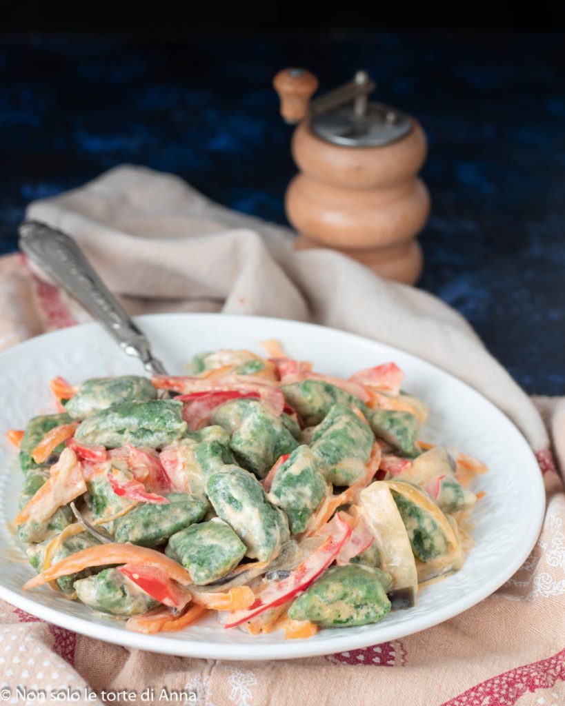 Spinaziegnocchi met groenten