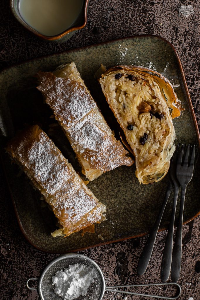 Strudel met appels en marsepein