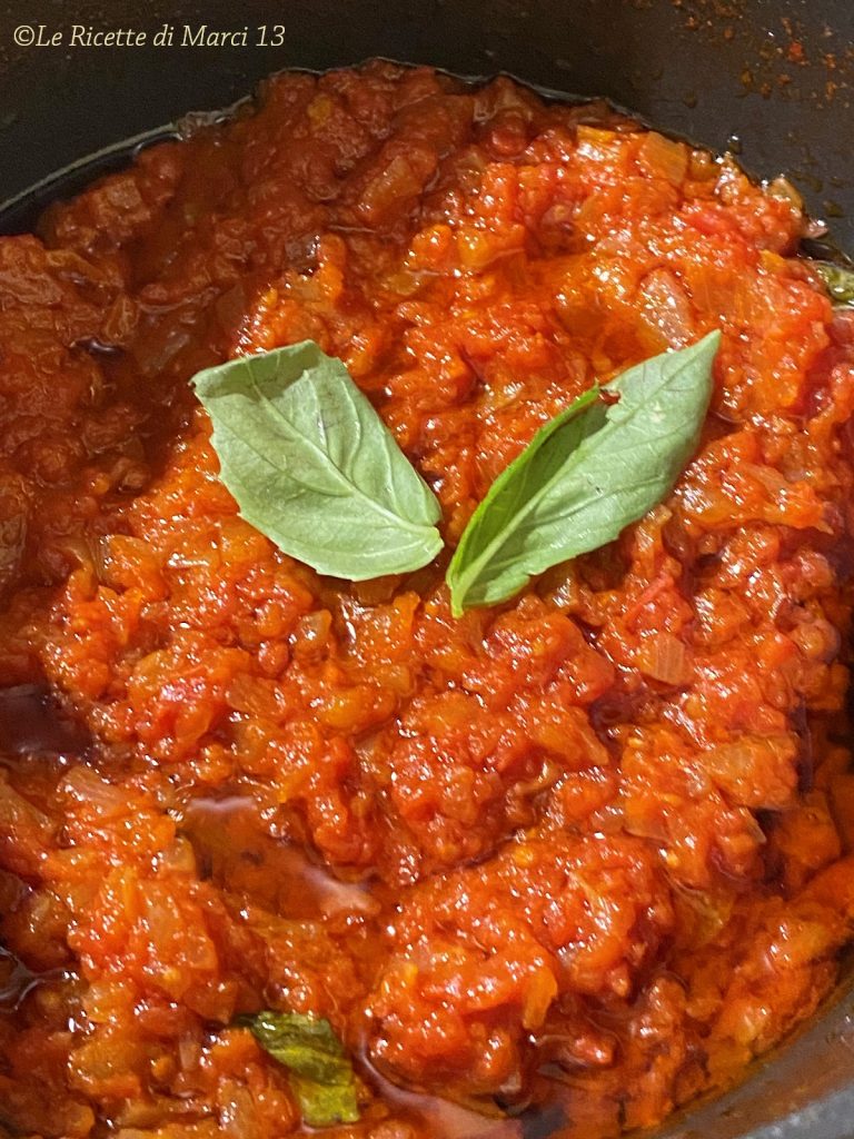 Pizza alla Campofranco sugo