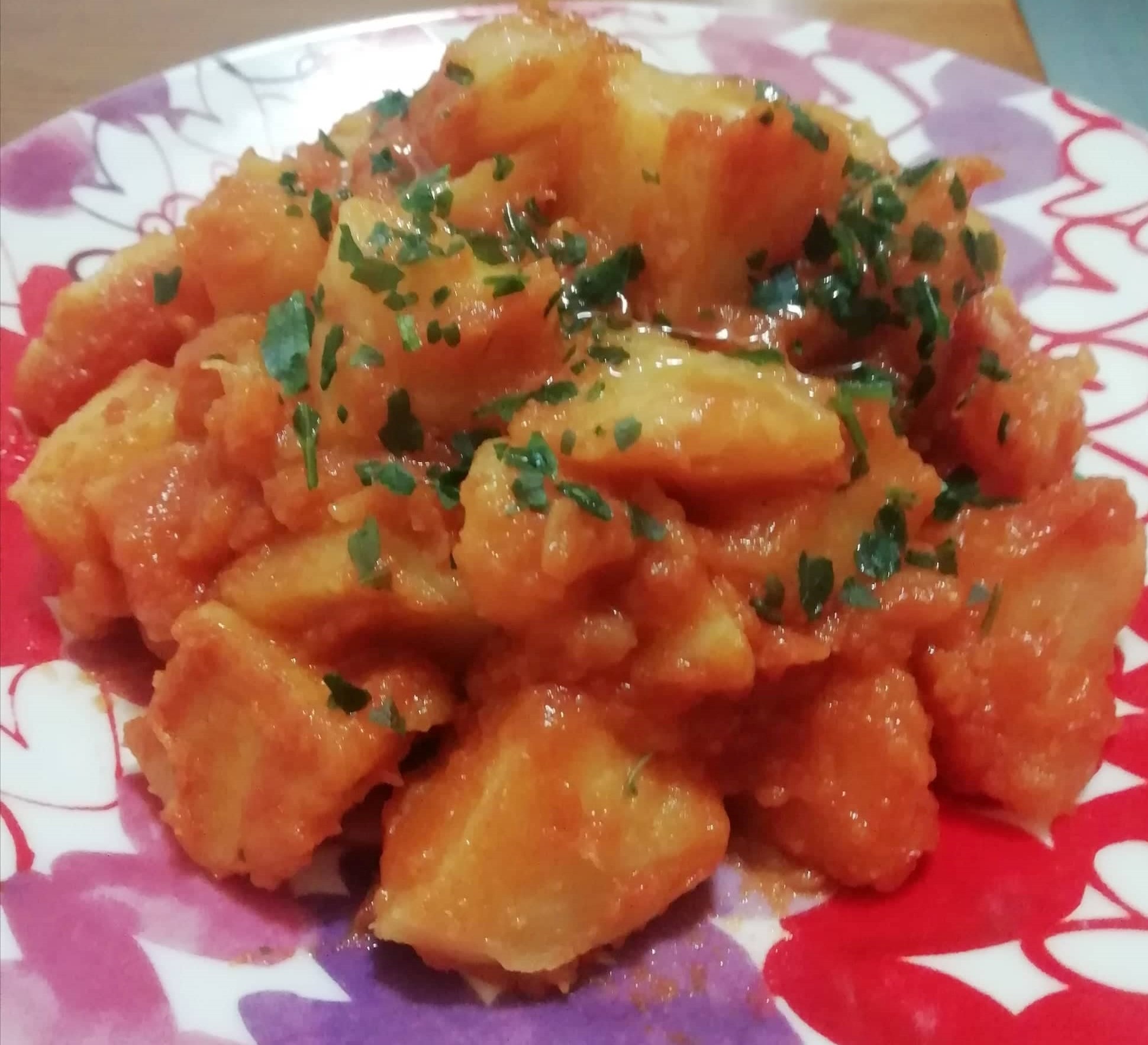 AARDAPPELEN MET TOMAAT