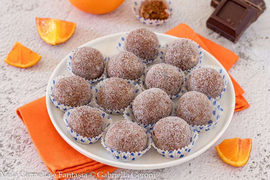 Chocoladetruffels met sinaasappel en rum klaar in 10 minuten