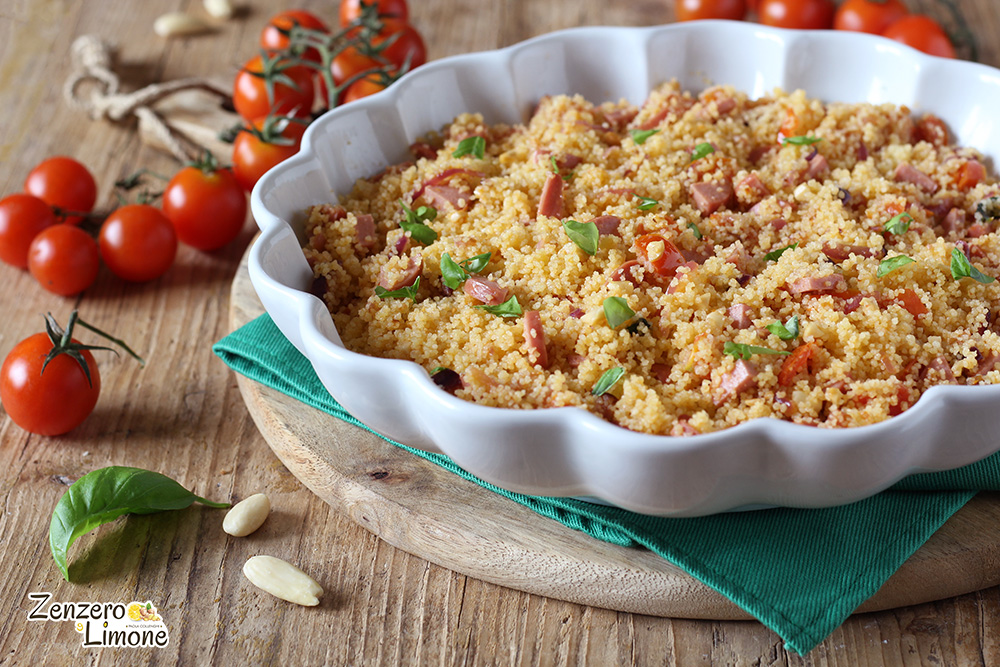 Couscous met worstjes en amandelen