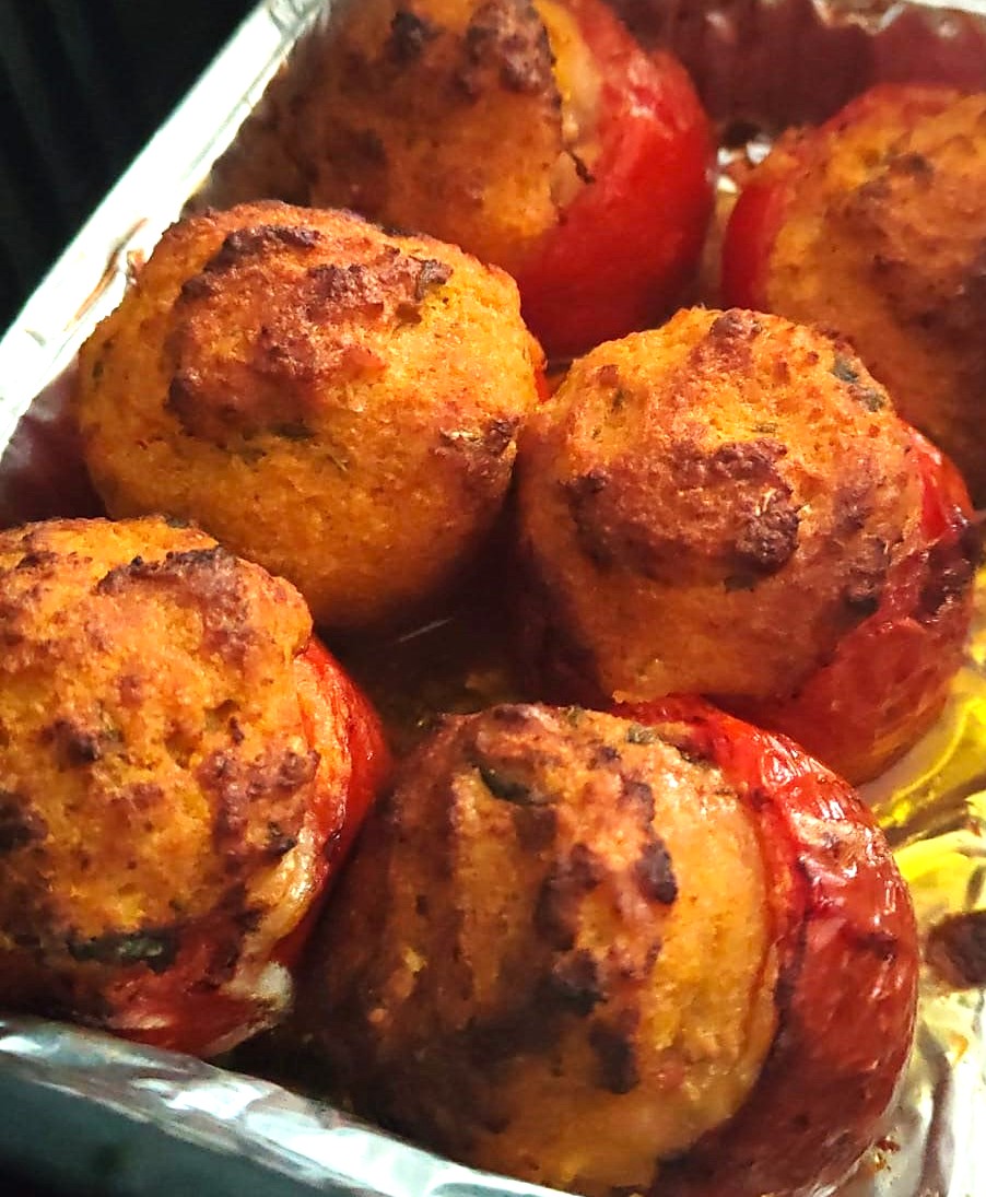 GEVULDE TOMATEN gebakken in een airfryer