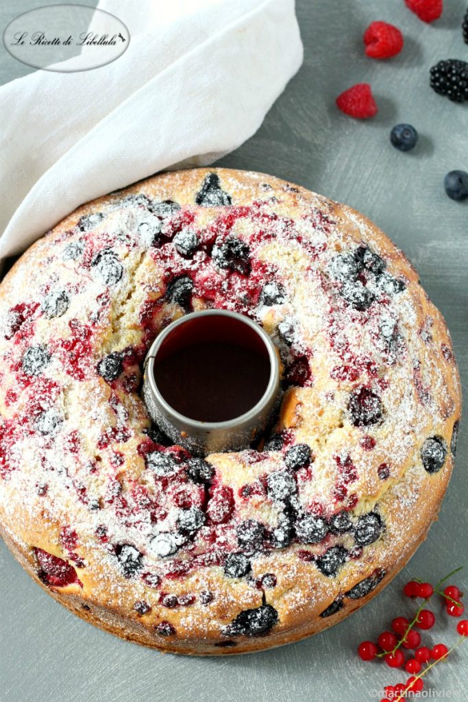 Kringloopcake met bosvruchten en mascarpone