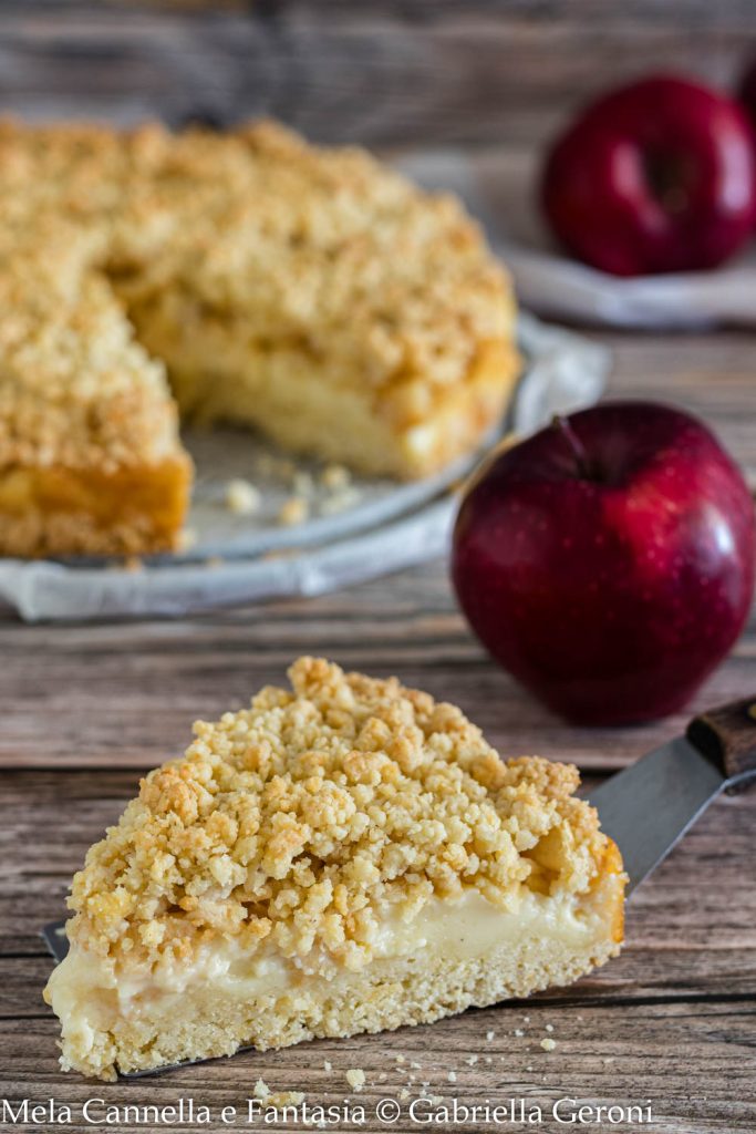 kruimeltaart met appels en crème