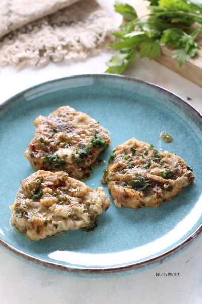 laat de saus indikken en serveer