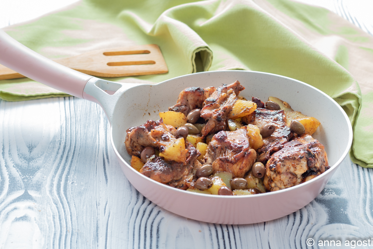 LIGURISCH KONIJN met aardappelen