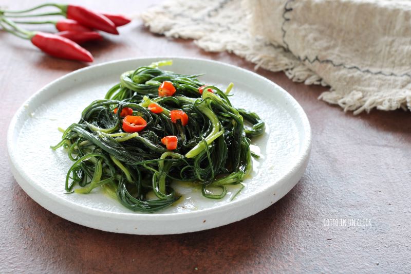 agretti in de pan, licht en snel bijgerecht