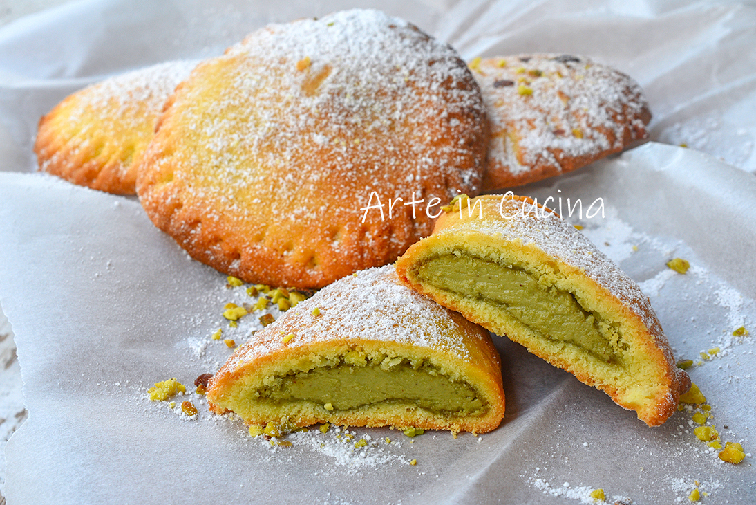 Pistache ravioli zandkoekjes gevuld
