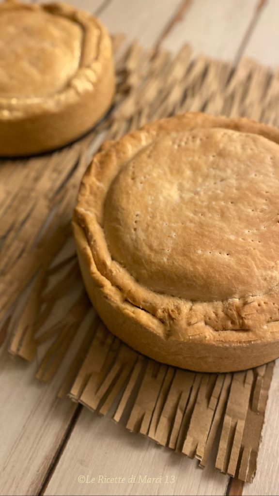 Origineel recept voor Napolitaanse pizza chiena