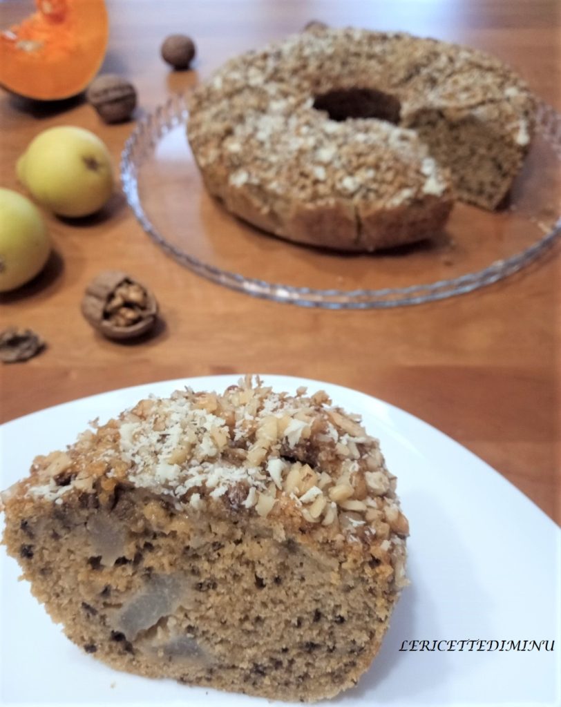 Pompoen walnoten en peren cake