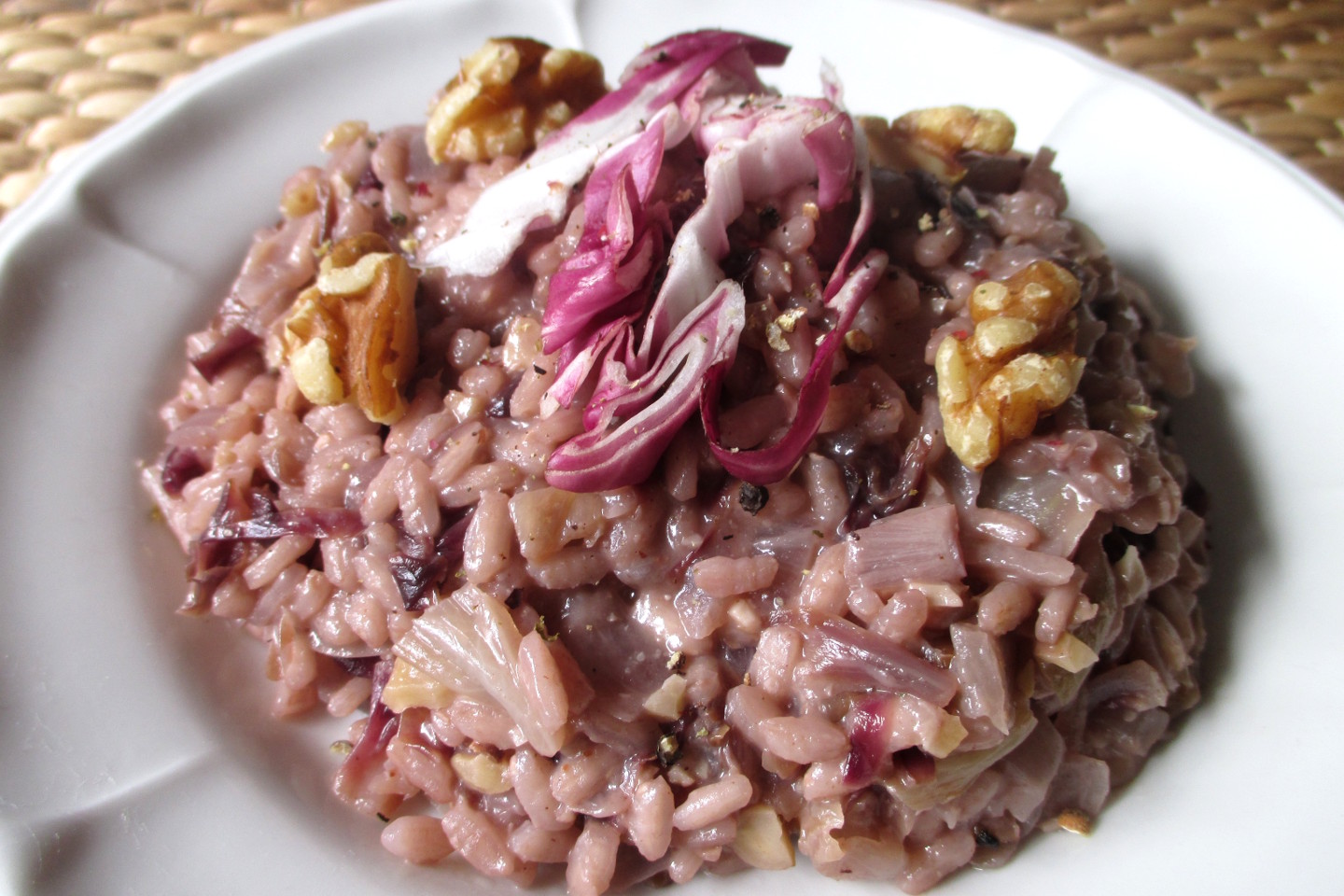 Vegan radicchio en walnoten risotto