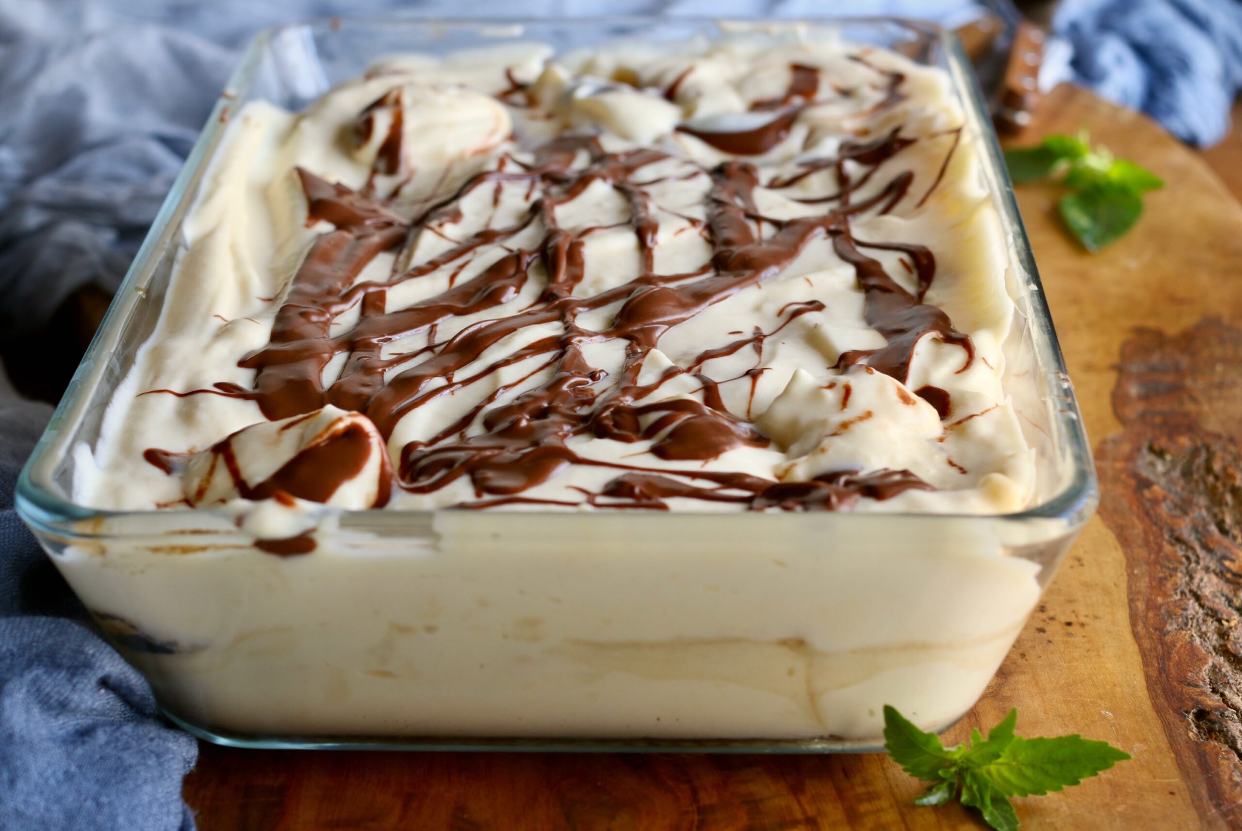 romige dessert met koekjes en nutella