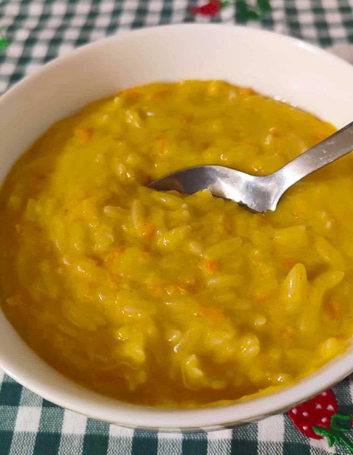 ROMIGE SOEP VAN RISONI EN WORTELEN MET MELK met de Monsieur Cuisine