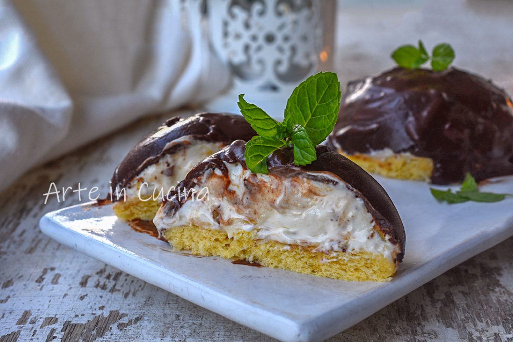 Semifreddo met nougat en pandoro