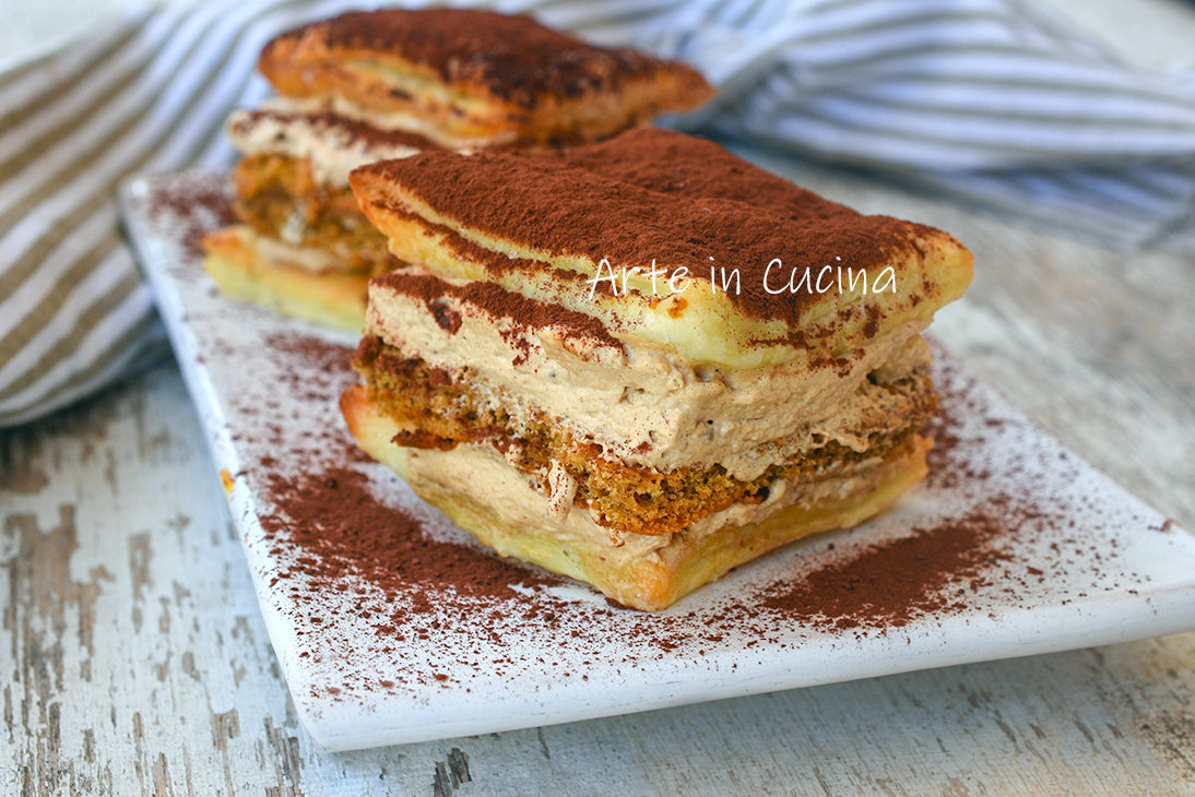 Snacks met snelle tiramisù, individuele porties