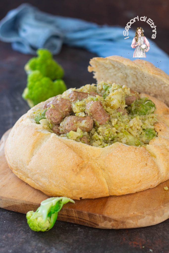 Worst en broccoli in broodkom