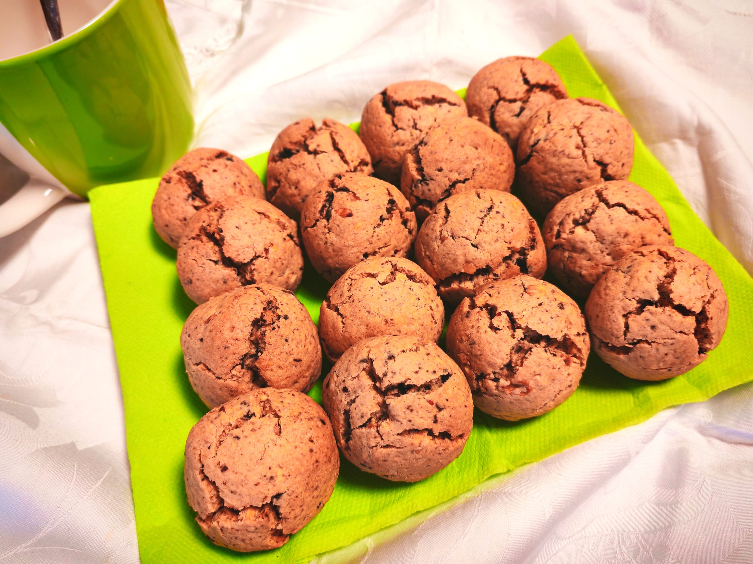 Havermoutkoekjes met hazelnoten en chocolade