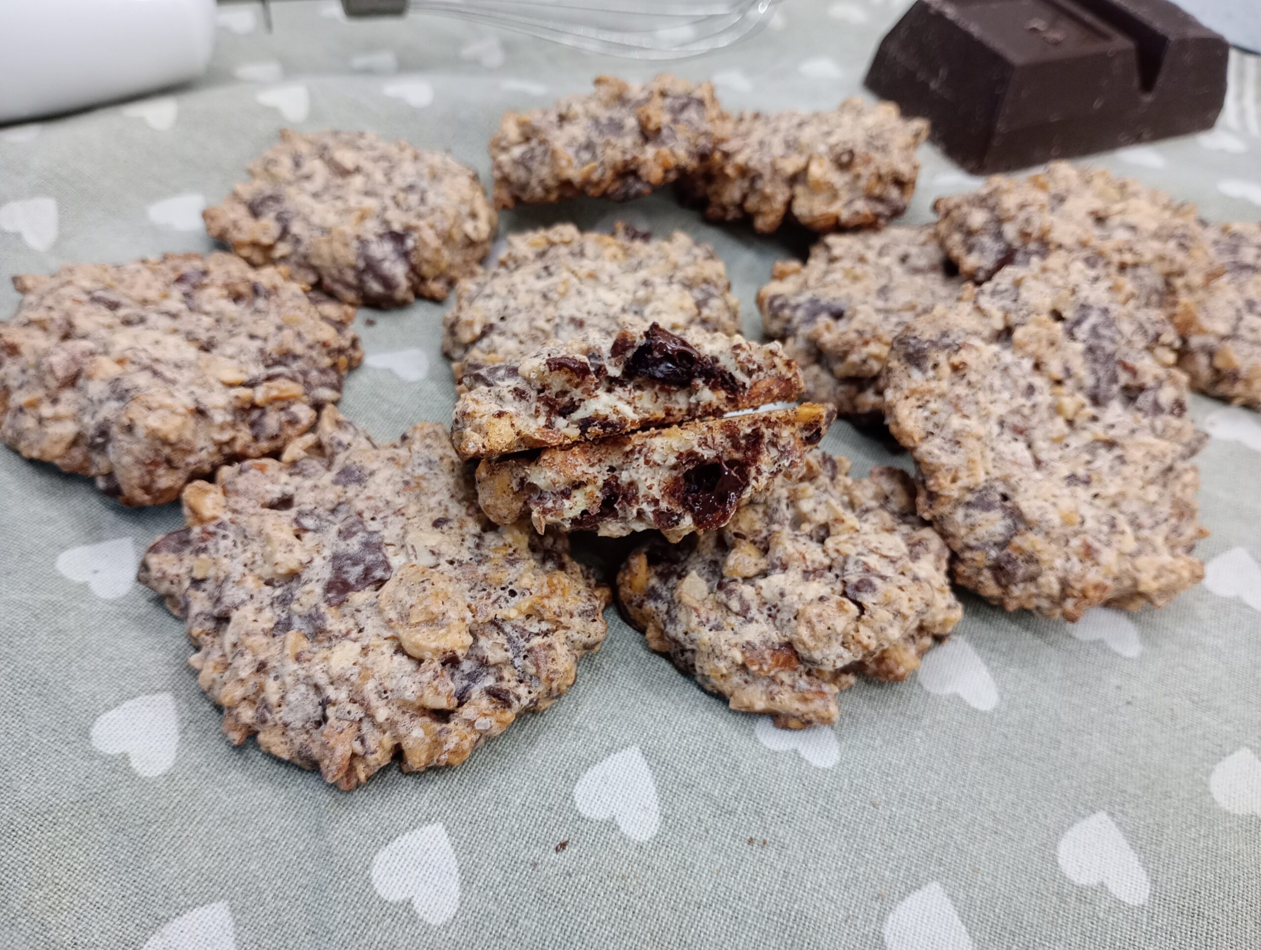 Koekjes met amandelen en pure chocolade