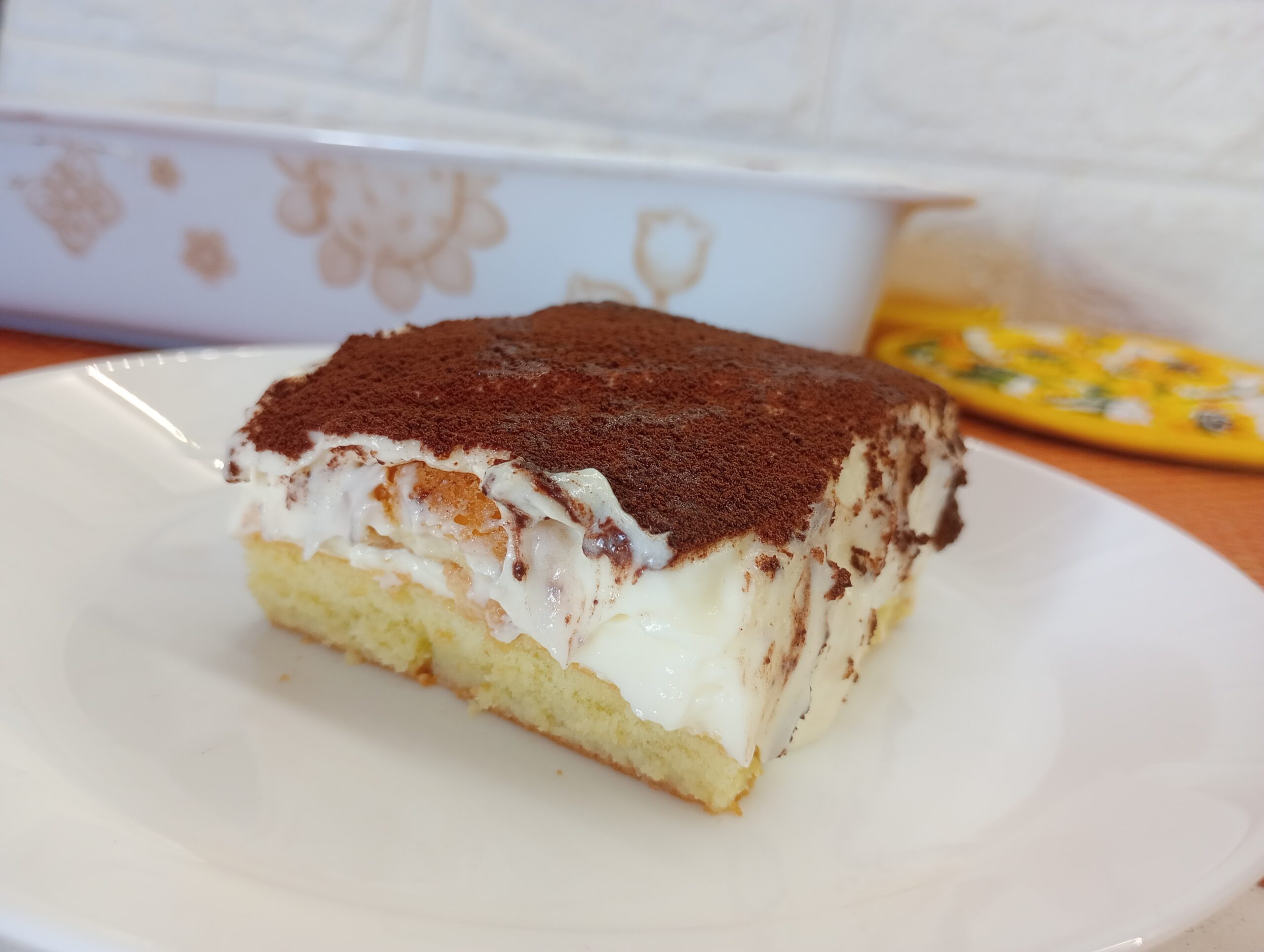 Dessert met lange vingers en diplomatieke room