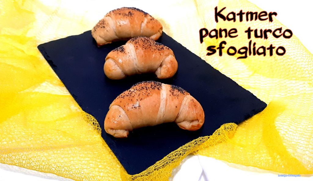 Katmer Turks bladerdeegbrood