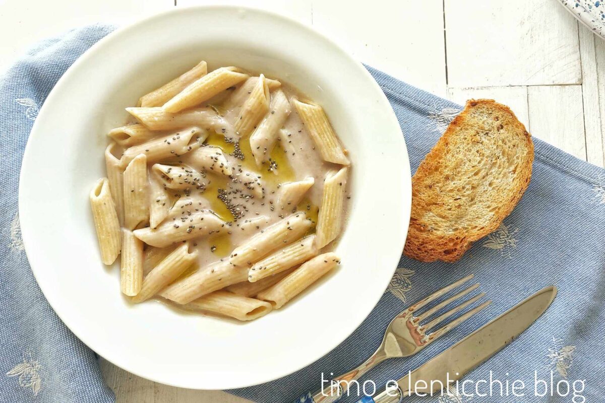 Eenkornpasta in peulvruchtencrème