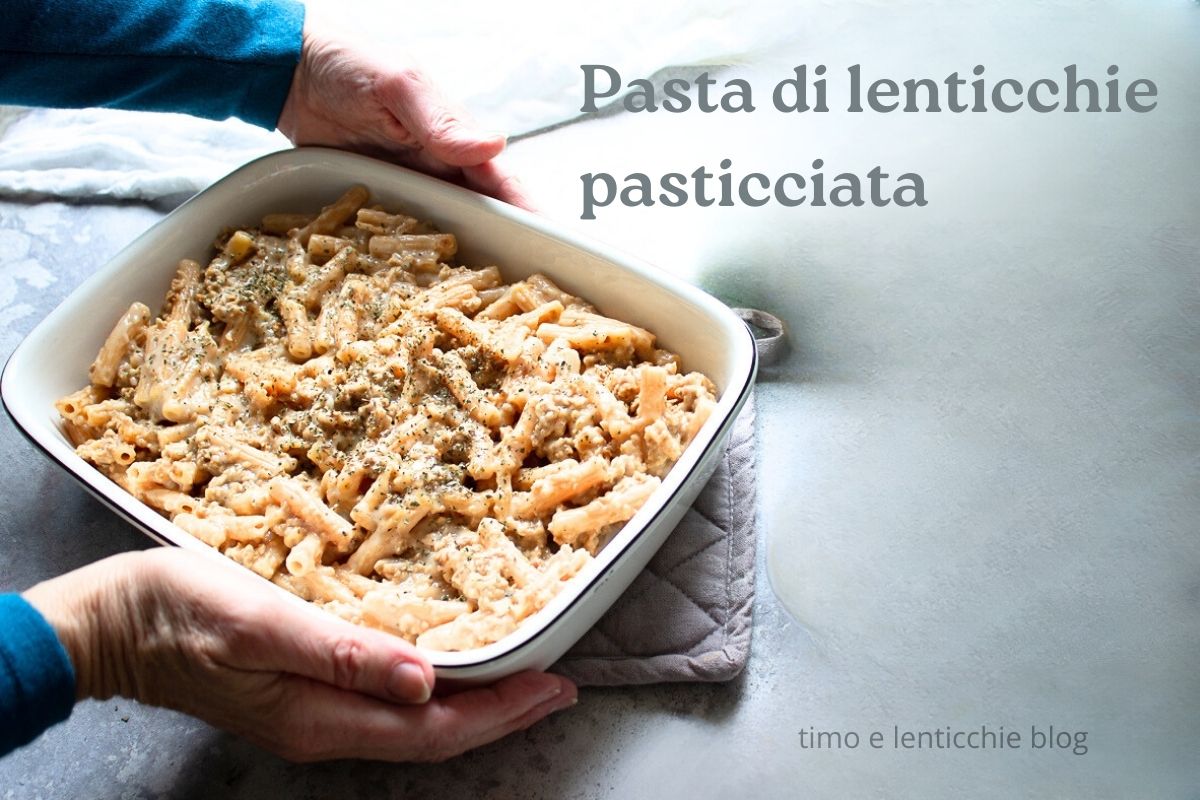 Gegratineerde linzenpasta