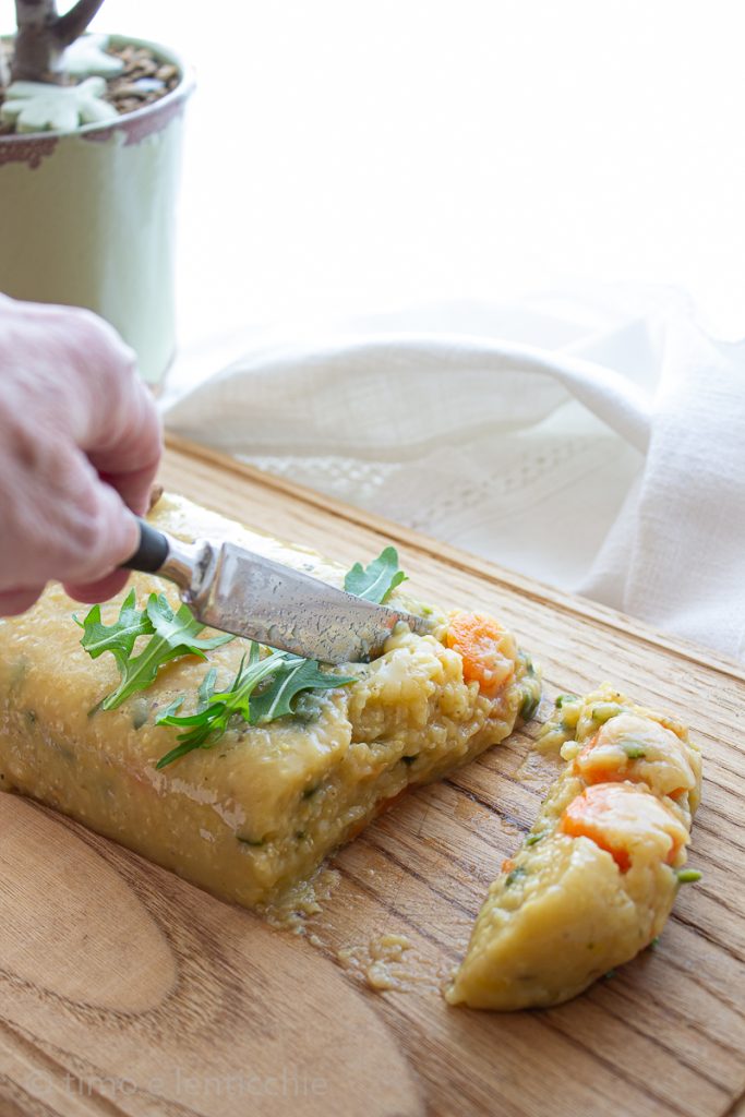 Gierstpolenta en groenten