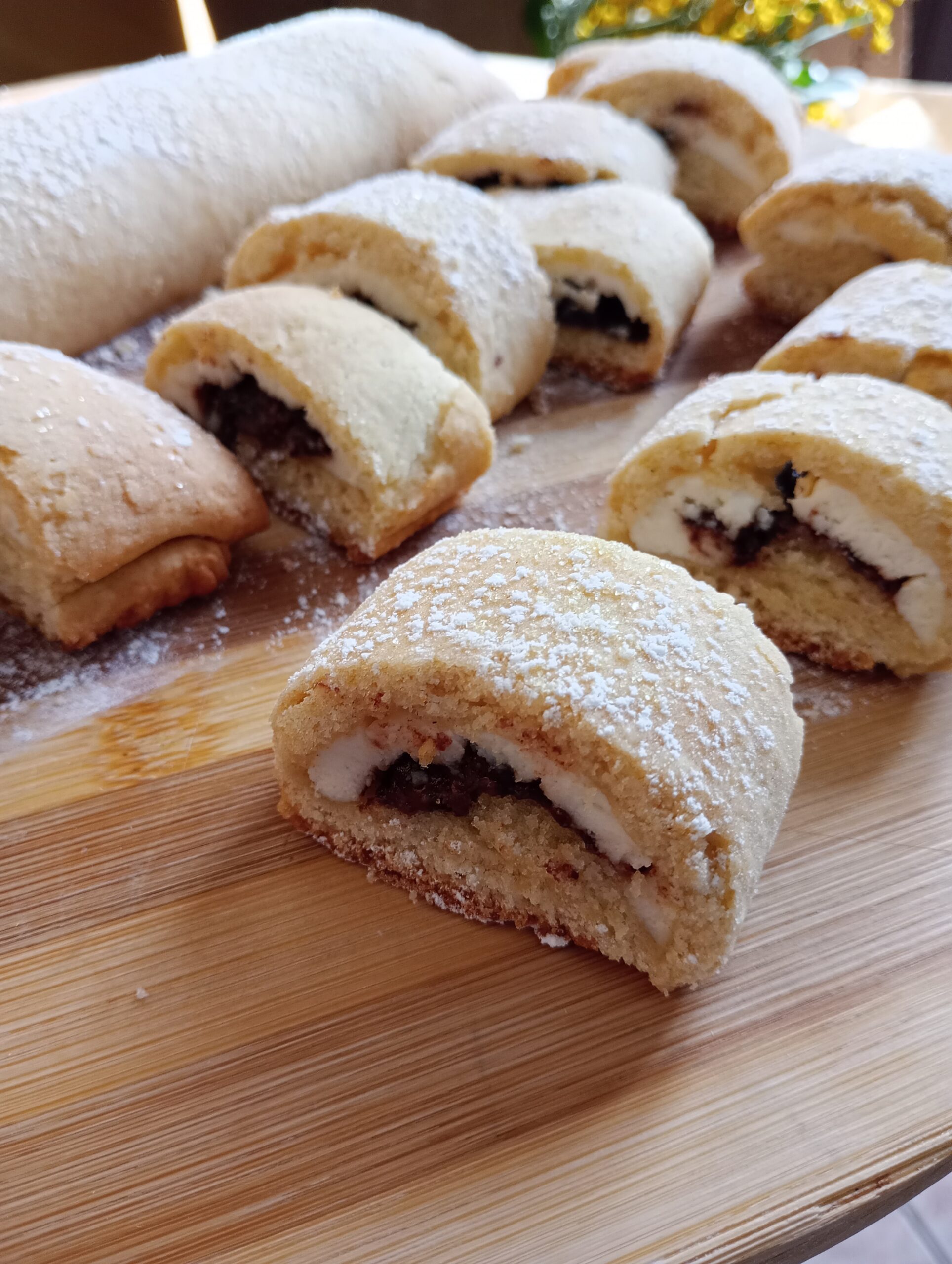 Zachte cantucci gevuld met ricotta