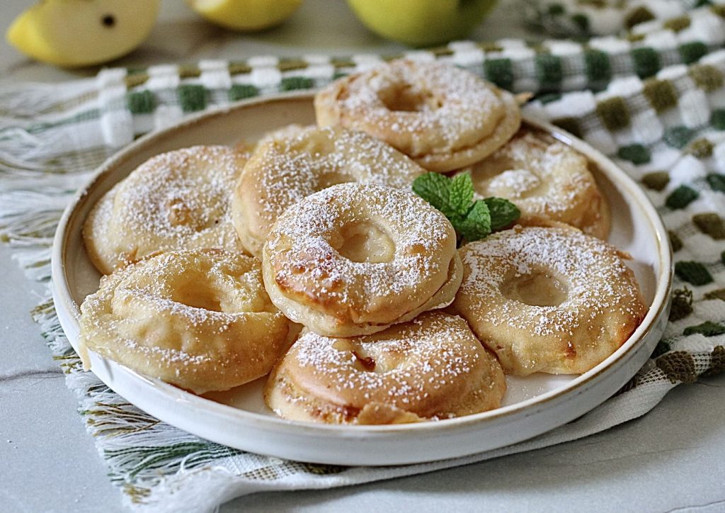 Recept voor lichte appelbeignets, niet gefrituurd en zonder melk.