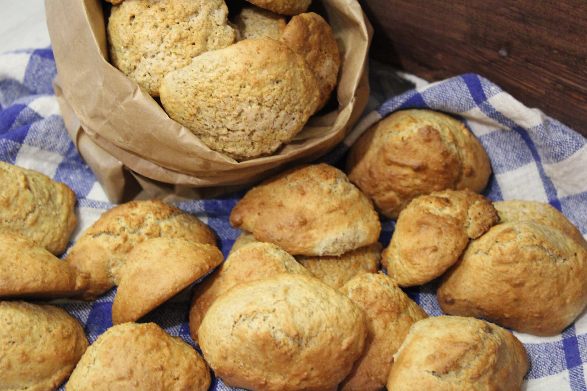 Volkoren waterkoekjes.