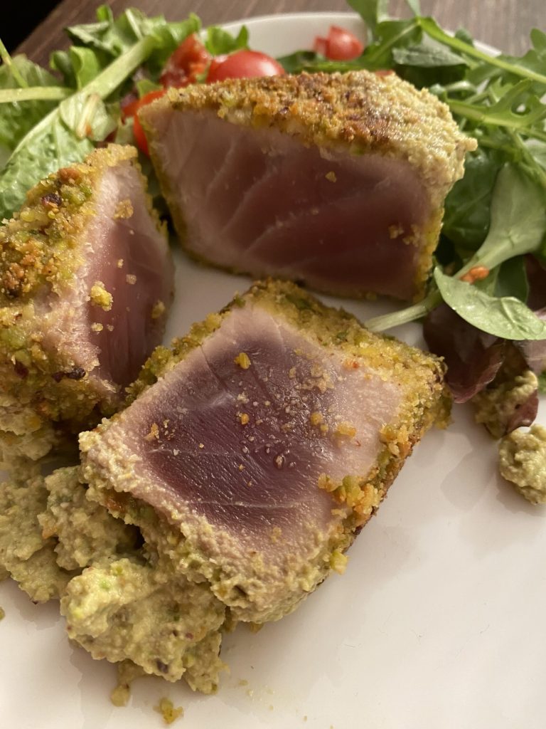 Tonijn in pistachekorst